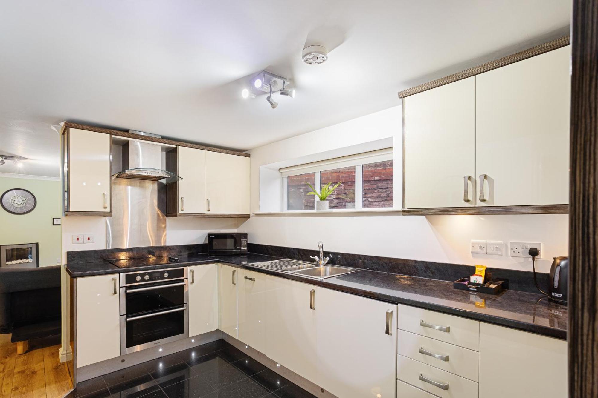 Bookbinders Apartments Leeds City Centre Екстериор снимка