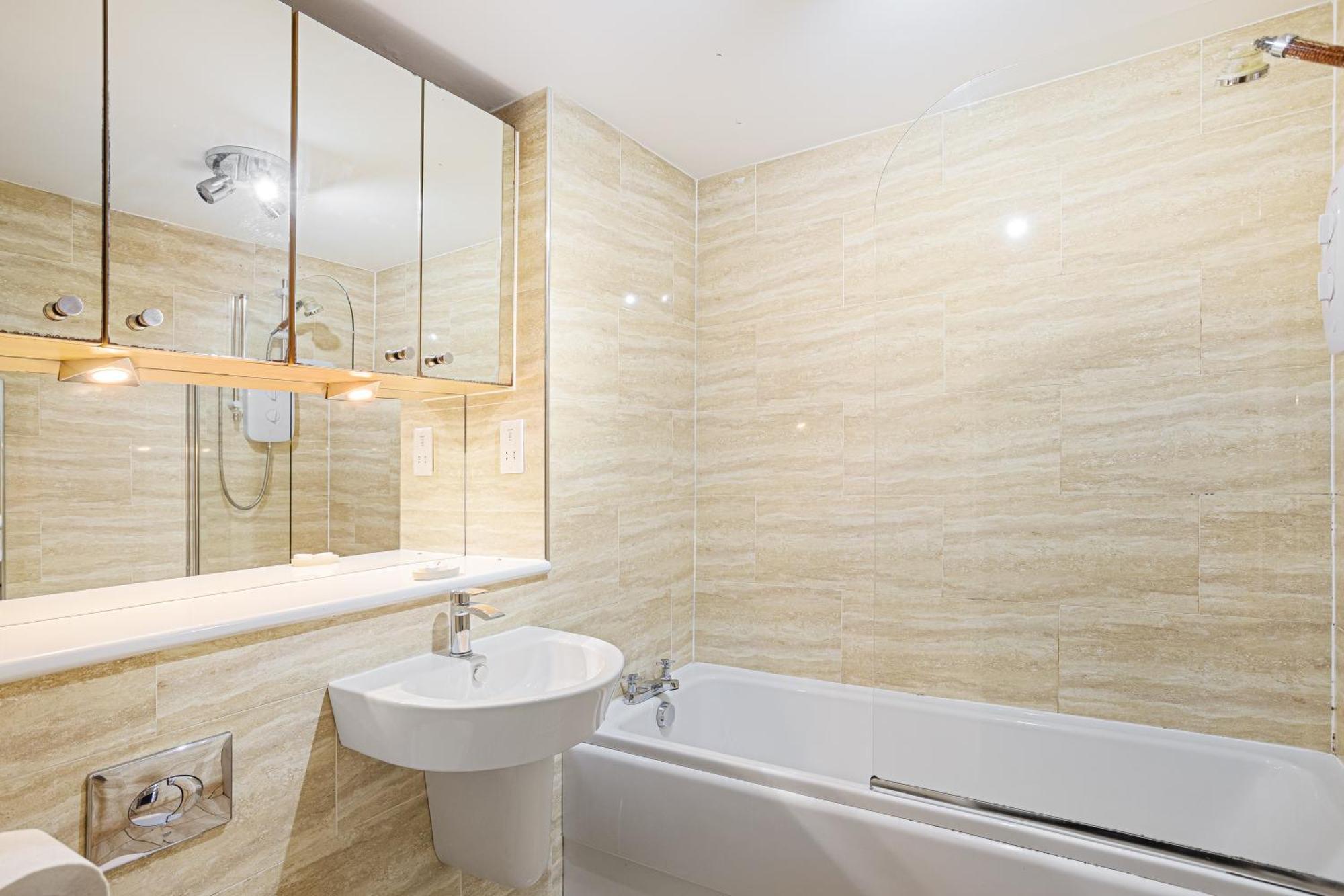 Bookbinders Apartments Leeds City Centre Екстериор снимка